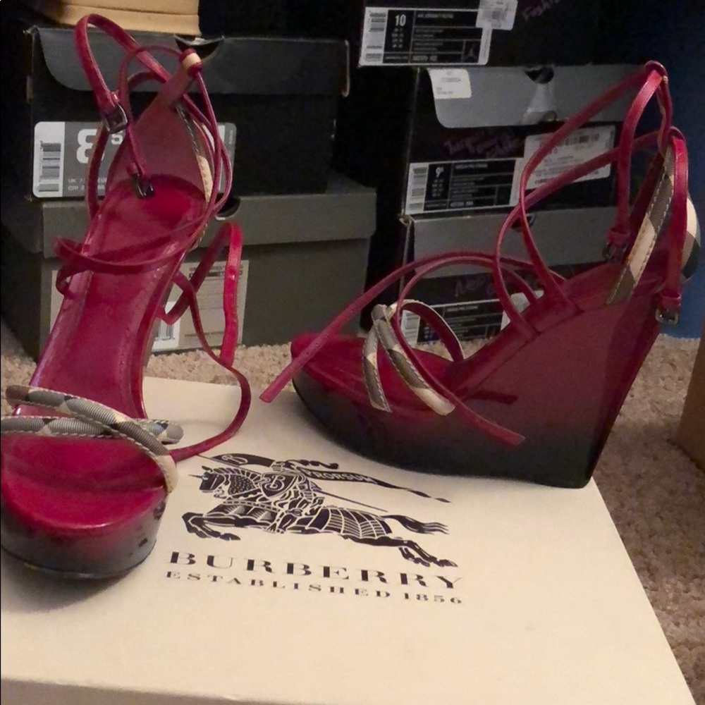 Burberry wedge